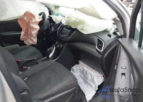 2017 Chevrolet Trax Ls from USA, damaged, VIN KL7CJKSB4HB183582